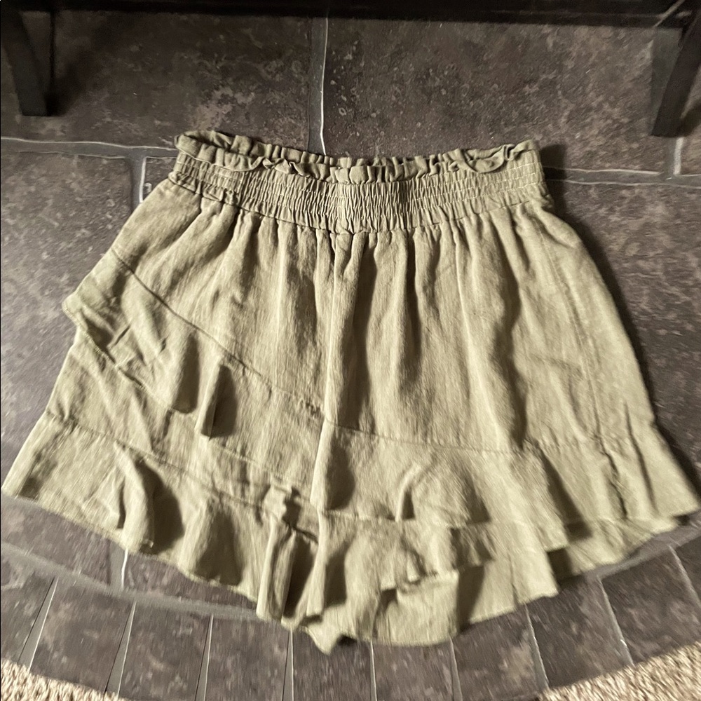 🎁 Faux Wrap Skort with Ruffle Olive Linen-look XL